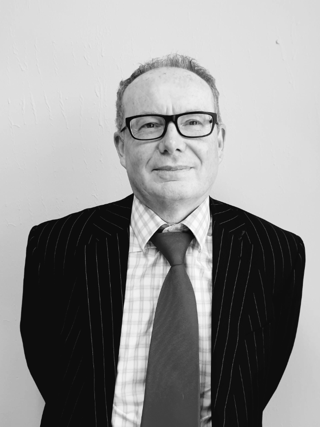 Wilcox Young has boosted its team further with the appointment of independent financial adviser Steve Hover. 
Steve brings to the firm wide-ranging experience gained within the banking sector and many years practices as an IFA

Find out more about Steve: wilcoxyoung.co.uk/our-people/