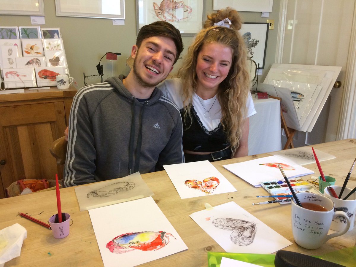 Enjoyed creating #blottedline drawings with these lovely visitors to <a href="/seopenstudios/">South East Open Studios</a> in #TunbridgeWells yesterday <a href="/CooCooJewellery/">CooCoo</a> <a href="/elainegillart/">Elaine Gill</a> @DMcollingridge Gayle Shapton &amp; I are open everyday until 23 June m.facebook.com/events/6707286…