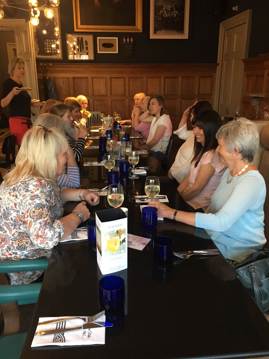 Ladies who.. tweet media