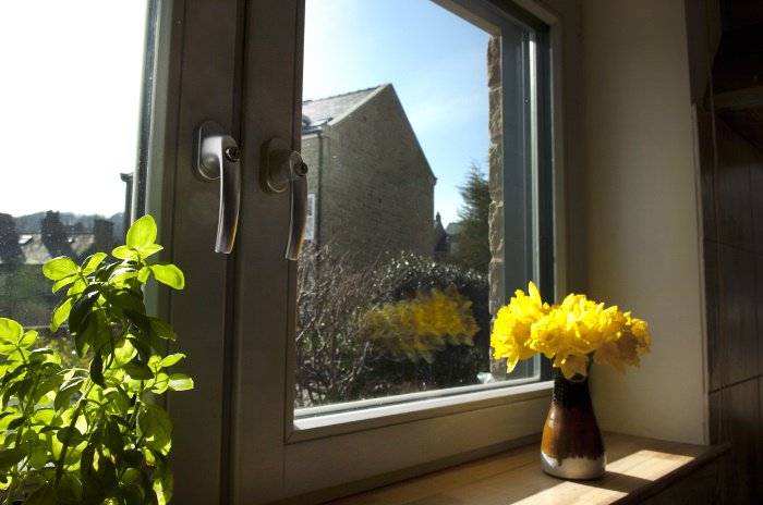 Houseplanhelp's tweet photo. Chris Herring @passivhausnews explains why engaging with window manufacturers should be done as part of the design process on a self build.

https://t.co/bowp2ZqmGk 

#SelfBuild #Passivhaus #PerformanceWindows https://t.co/bAWKjJgGl0