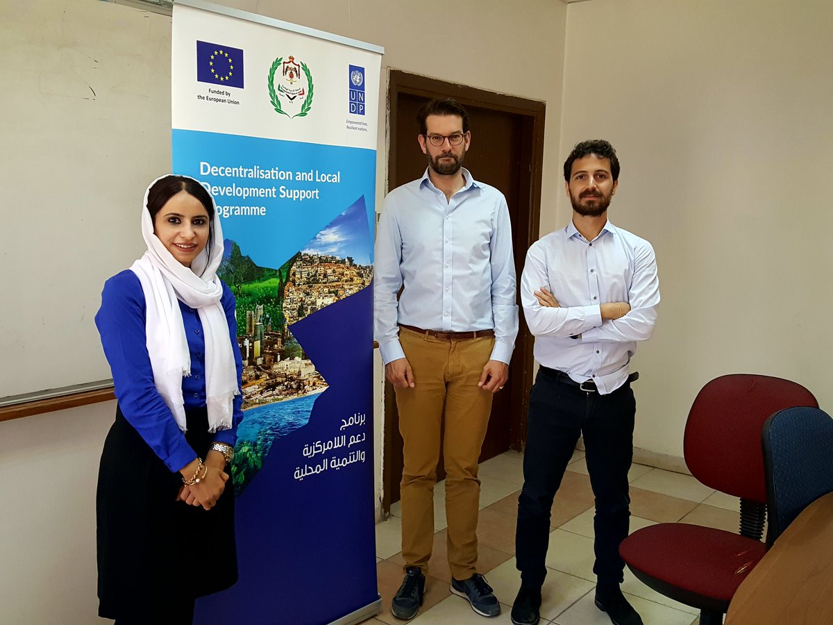 Tomask99's tweet image. University of #Jordan 🇯🇴 #الأردن together with @univgroningen &amp;amp; @lab_arco concluding the syllabus for 📖 MA on Local Administration &amp;amp; #Local_Development 
@CasparvdBerg @Andre_2R3N @WAEDALSHOUBAKI #SDG16 @UNDPJordan @EUinJordan @uj_news