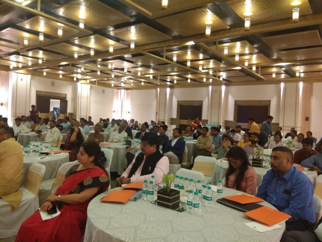 2 days of exciting #NLIndia interactions in Madhya Pradesh  

Roundtable on Sustainable Cotton Farming 👩‍🌾
Seminar on Investment in Agri &amp; Food Processing 🥔🍀🥚🐄
Visit to the LT Foods 🌾plant  
👀 the <a href="/MPTribalMuseum/">MP Tribal Museum</a> 

🇳🇱 looks forward to more 🤝 with Madhya Pradesh 🇮🇳