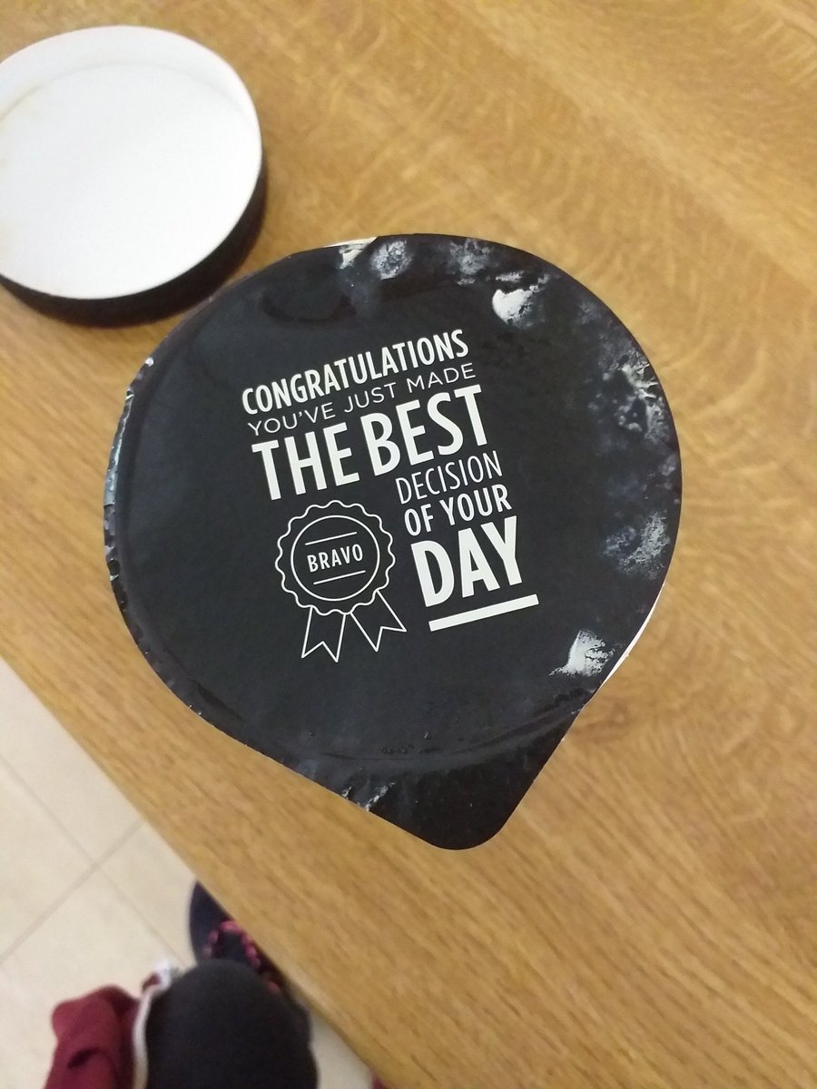 KristenWithAPen's tweet photo. Jude's ice cream enabling my unhealthy choices xD https://t.co/PnvcSGT4vv