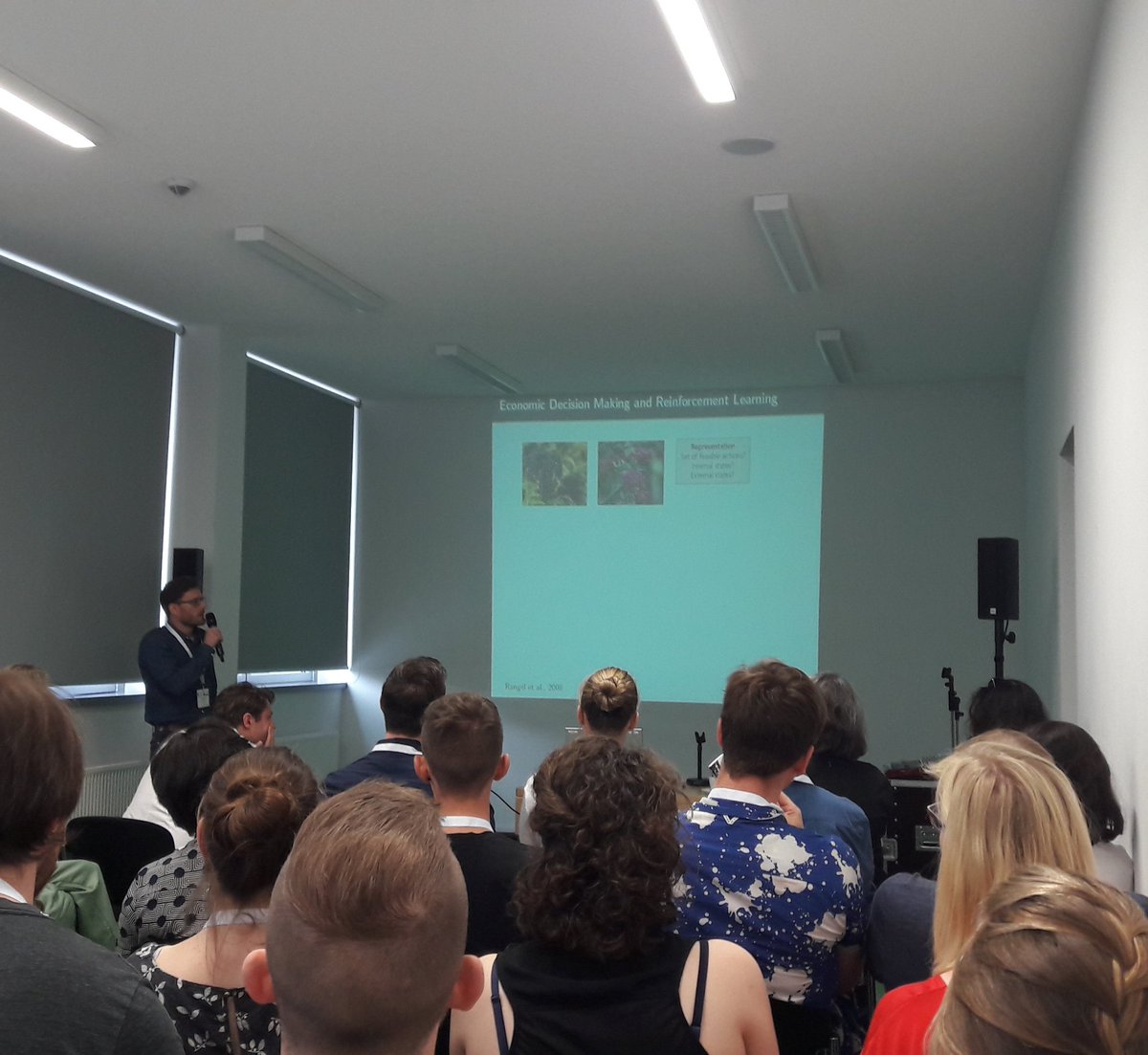 <a href="/rasmusbruckner/">Rasmus Bruckner</a> starting off his and <a href="/AdrianGFischer/">AdrianGFischer</a>'s session from his corner #pug2019