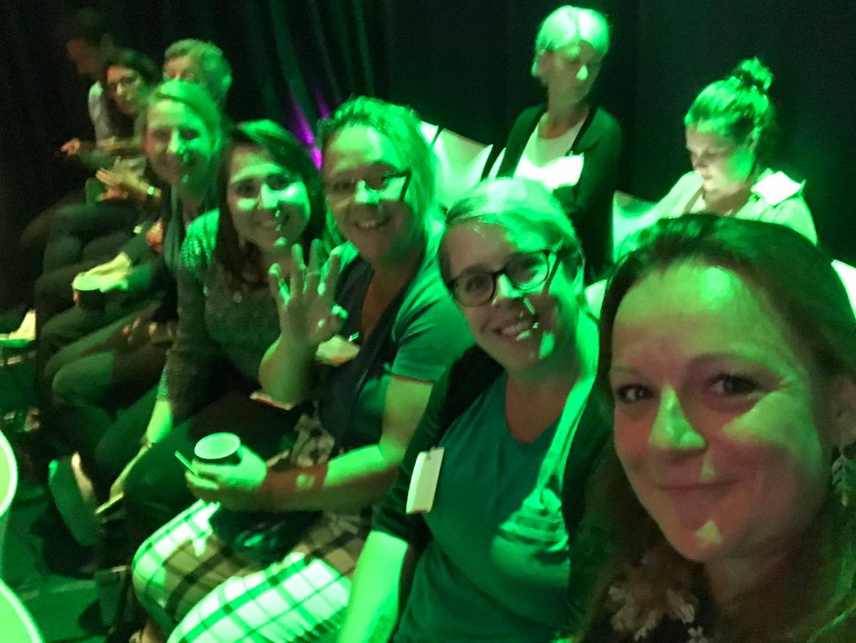 Met de meiden bij #cday19 georganiseerd door <a href="/Logeion/">Logeion</a> heel veel communicatieprofessionals bij elkaar. #vakdagcommunicatie #inspiratieopdoen