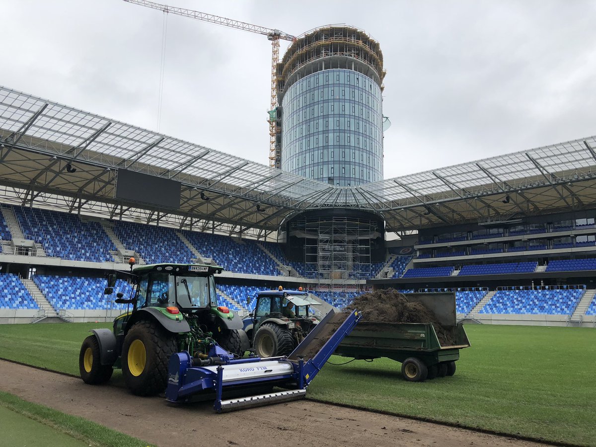 richterrasen's tweet photo. Stay tuned and be part when Tehelne Polne Stadion Bratislava gets new turf during next days!

Buďte s nami pri tom, ako štadión Tehelné pole dostane počas nasledujúcich dní nový trávnik!
#richterstadionrasen #trávnik #pitchrenovation #tehelnepole https://t.co/NV8NrLvrcl