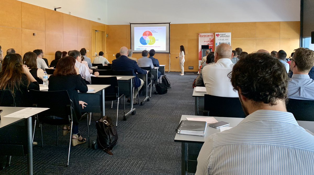 Carnavisl's tweet photo. Hoy estamos aprendiendo más sobre Packaging y Sostenibilidad en las jornadas de trabajo que ha organizado #MeaTic #jornadasmeatic en @feriademadrid En Carnavi estamos comprometidos con el medio ambiente #porunatierramejor. https://t.co/NafYxRYxay