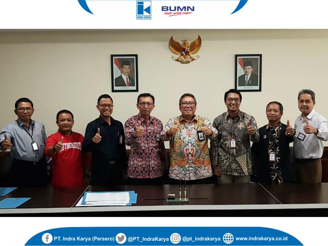 agrinas_palma's tweet photo. Dalam rangka memperkuat kinerjanya, PT Indra Karya (Persero) melakukan restrukturisasi dan perubahan nomenklatur beberapa bagian di lingkungan kantor pusat ditandai dengan serah terima jabatan dan reposisi pejabat hari ini, Kamis (20/6).
#IndraKarya 
#infoIKA 
#KementerianBUMN https://t.co/1GXiIwyW3I
