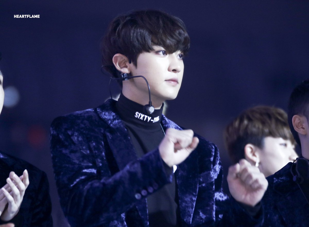 heartflame0408's tweet photo. .
🤵❤️
#봄_여름_가을_겨울 #SSFW
#ChanyeolSSFW #찬열 
#찬열이와_봄여름가을겨울
#BBMAsTopSocial EXO @weareoneEXO https://t.co/8YOmalbmVn