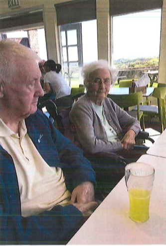 HolmesCareGroup's tweet photo. Residents at #Heatherfield enjoyed a trip to #BeecraigsCountryPark in Bathgate last week to enjoy the sunshine and fresh air. They also had a scrumptious lunch in the park café, what a lovely day out! #WestLothian @LoveWestLothian #CareHomeActivities https://t.co/PPmNwCVZOu