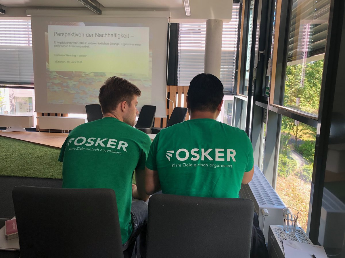 OSKER_de's tweet photo. Ein ganz fantastischer 🥇OKR Masterday 2019 war das mit euch! Nur tolle Leute und ein so wertvoller Austausch zu #OKR im Kontext von #Agilität. Herzlichsten Dank an @dieagilen für dieses perfekt organisierte Event! 🙏 Wir freuen uns jetzt schon auf das nächste Mal. https://t.co/IwFKGSDswC