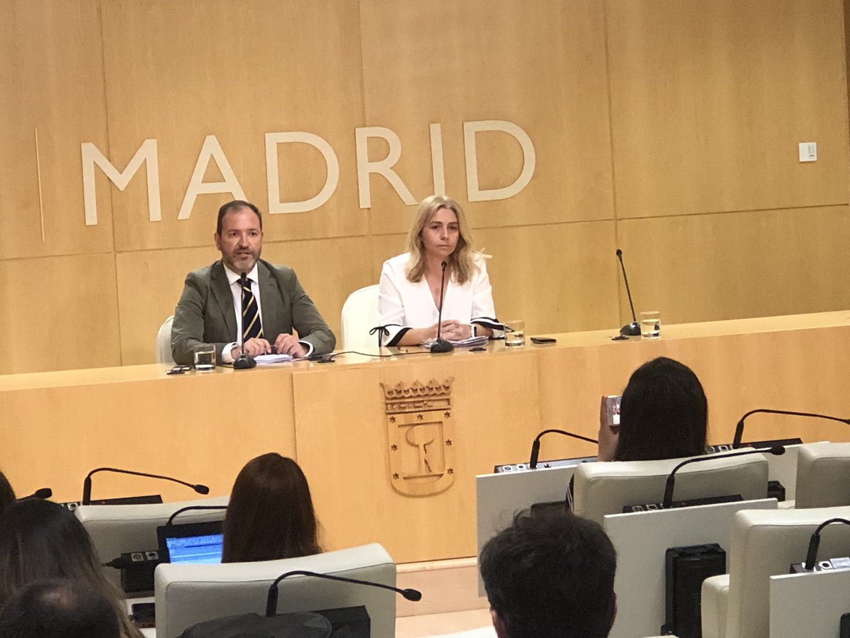 GrupoPPMadrid's tweet photo. 🔵 @InmaSanzO: Hemos acordado el desbloqueo del expediente de las cocheras de Cuatro Caminos en la #JGobMadrid. #SOSMetropolitan @MetropolitanSOS https://t.co/LGpAHK2XAf