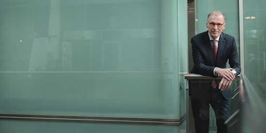 Juryvoorzitter van de Young Captain Award, Cees 't Hart, in <a href="/ManagementScope/">Management Scope</a>: ‘Leiderschap is tijdloos, alleen de context verandert steeds’. De moderne leider heeft meer verantwoordelijkheden dan ooit. Lees hier het hele interview: managementscope.nl/magazine/artik…