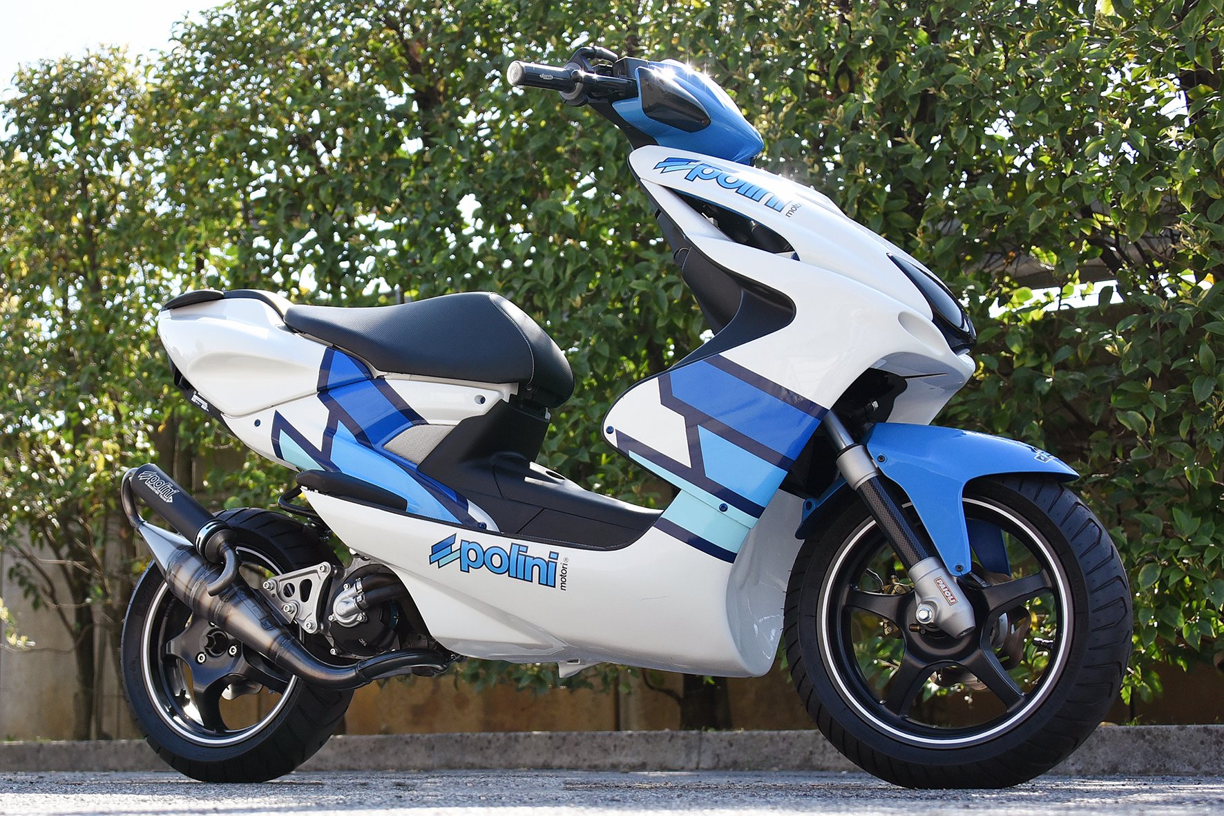 Yamaha Aerox 50 бело красный
