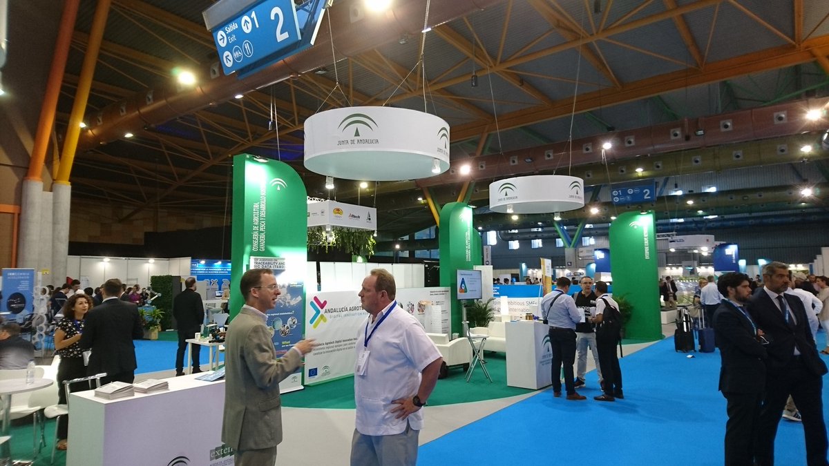 Water2REturn's tweet photo. 🔴 ¡Estamos en @SmartAgriFoodSu! Ven a visitarnos a @Fycma Málaga, stand S11, donde @bioazul_spain está presentando #Water2REturn y sus demás proyectos productos y servicios. ¡Te esperamos! https://t.co/j7gEJd5meX