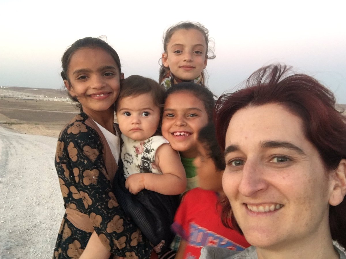 lescalanteleno's tweet photo. In every part of the world, we live with the hope of having and offering a better future for our children. That is what makes us equal, despite our differences. #refugeesday @ana_lorenzo @arturog1969 @ElisaCortesGil @idoiacw #DiaMundialDelRefugiado https://t.co/FBaBEZzbIb https://t.co/ZeEM1LZYyL