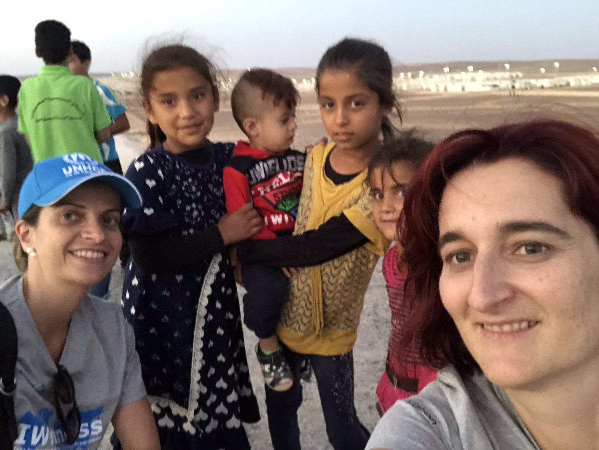 lescalanteleno's tweet photo. In every part of the world, we live with the hope of having and offering a better future for our children. That is what makes us equal, despite our differences. #refugeesday @ana_lorenzo @arturog1969 @ElisaCortesGil @idoiacw #DiaMundialDelRefugiado https://t.co/FBaBEZzbIb https://t.co/ZeEM1LZYyL