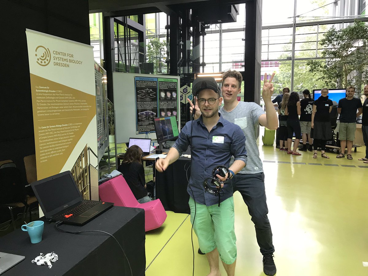 csbdresden's tweet image. Test-run with @ulrik and @tibuch_ for the @csbdresden presentation at #OUTPUTDD today 😊 Come and try our fancy #VR glasses @MOSAICgroup1 that visualize biological microscopy images. @ingTUDresden @tudresden_de @mpicbg