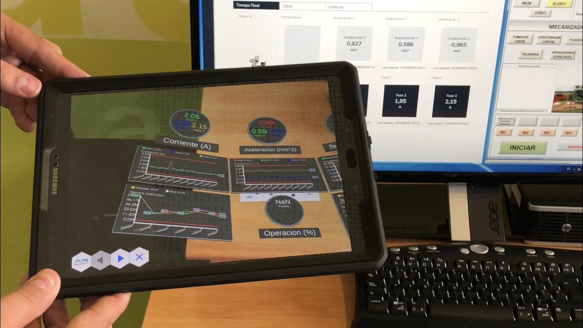 Cidaut's tweet photo. Seguimos en el Taller #Centratec sobre Tecnologías Habilitadoras de la Fábrica del Futuro viendo diferentes demostradores de sobre #DigitalTwin & #AugmentedReality de @Cidaut, @grupoalava @ARSOFTCOMPANY y #ThingsO2. #centratec. @empresasjcyl https://t.co/wI6Dv5cCgA
