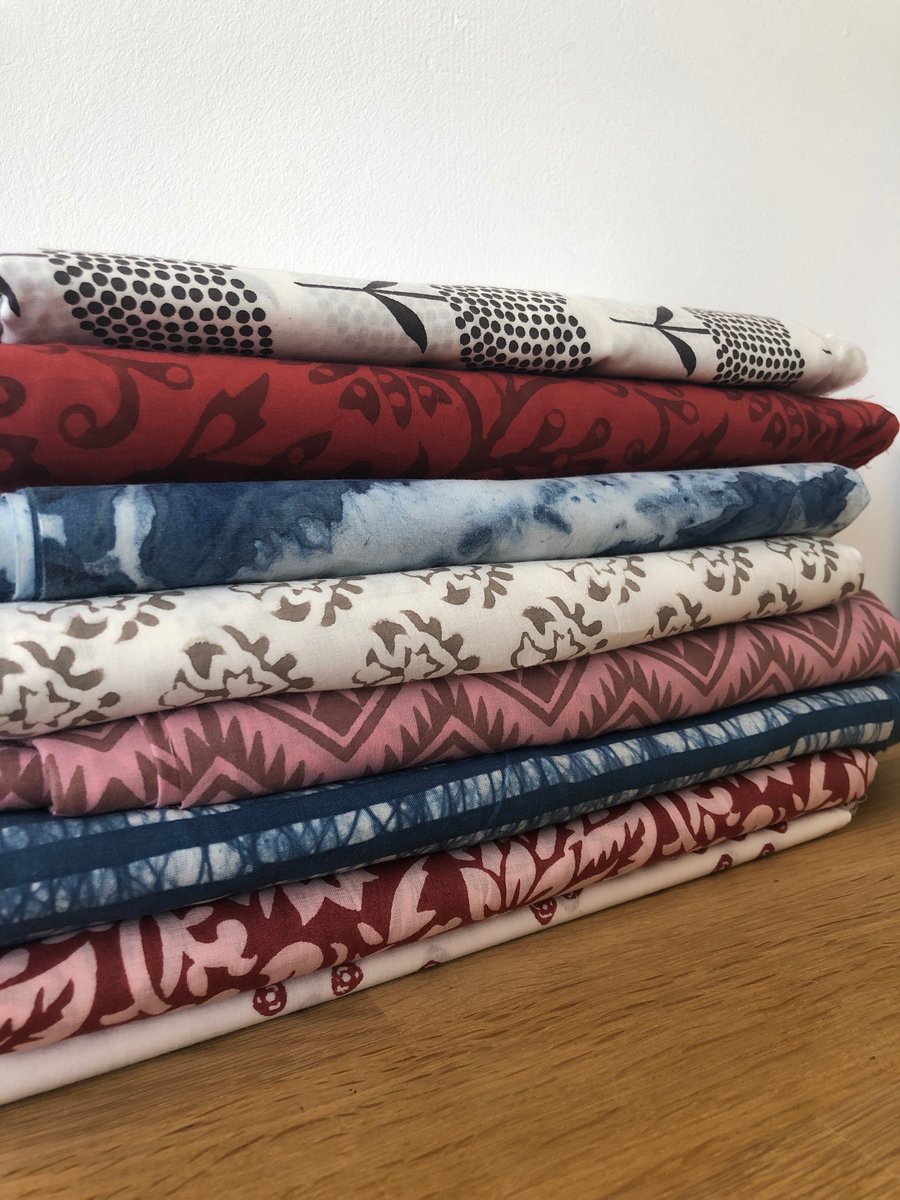 PROMOTIONS ! 
Retrouvez ces tissus en coton biologique imprimés en végétal et bien d'autres à petits prix dans la catégorie "Promotions" du eshop !