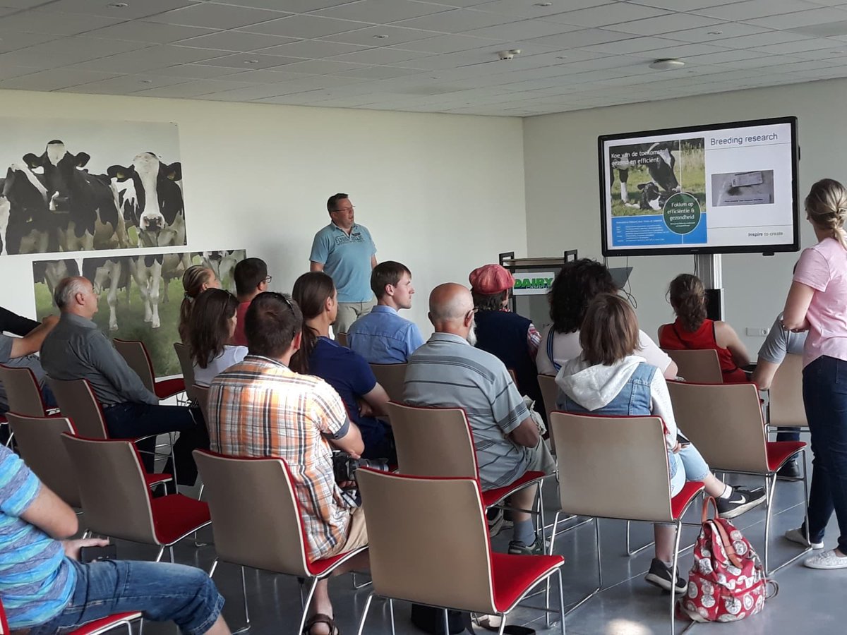 🇨🇿Czech farmers / @ASZ_CR visiting 🇳🇱 #Netherlands & getting informed about #soils #veenweiden #climate #innovation #seeds #dairy & #milkprocessing visiting @DairyCampus @BejoZaden & #veenweideninnovatiecentrum