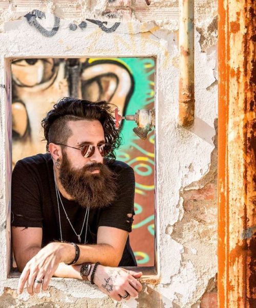 brotiniph's tweet image. There is one quality which one must possess to win, and that is... bit.ly/2x28UUK