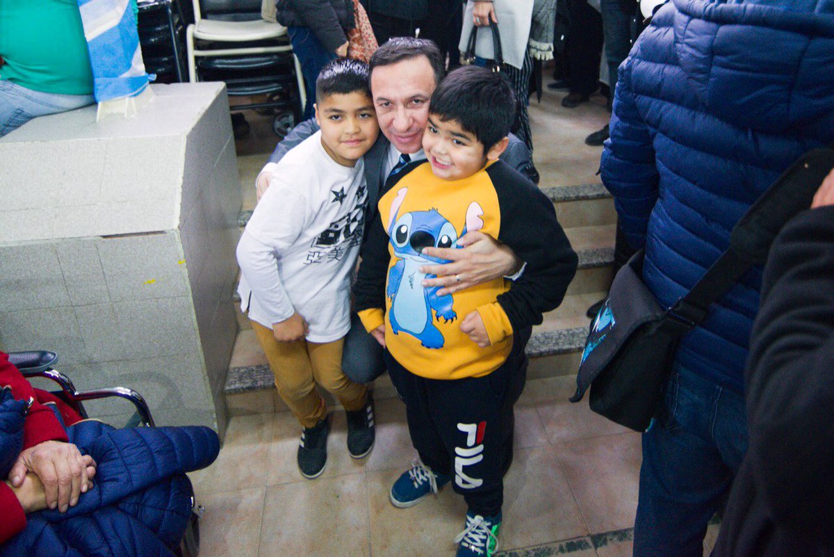 Mi compromiso es con ellos! Nuestros adultos mayores y las nuevas generaciones merecen nuestro mayor esfuerzo.
Gracias por permitirme crecer junto a ustedes!