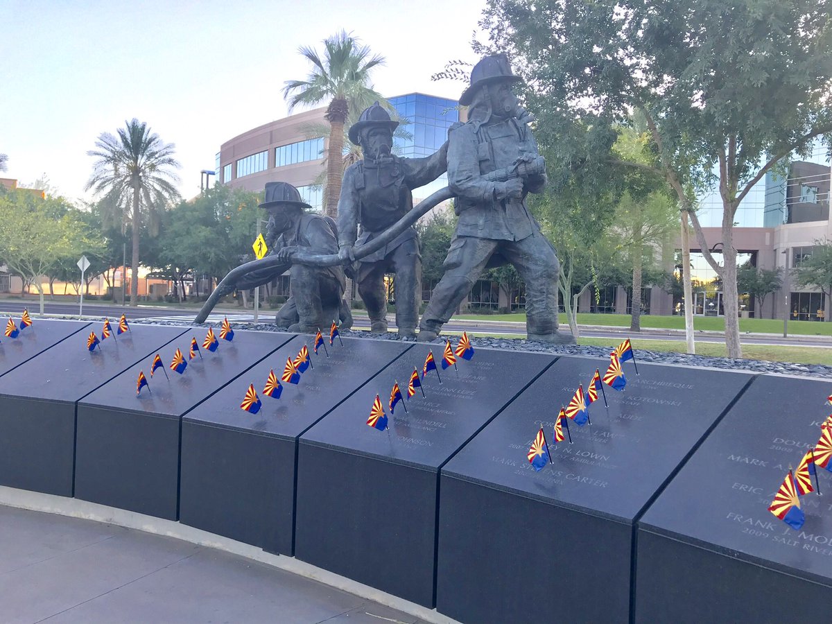 BeauDrakeC's tweet photo. Had the chance to visit the Arizona Fallen Firefighters and Emergency Paramedics Memorial while in Phoenix for the @NationalUASI conference. #Honor #Heroes #NHSC2019 @NFFF_News https://t.co/fY2cuXTk7p