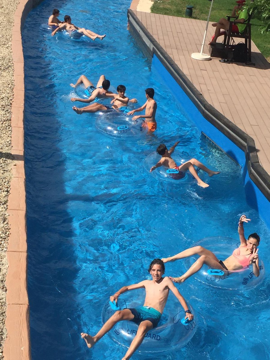 maristasourense's tweet image. Día de agua en Perbes, Warner Beach, Rias Baixas y Altas #excursionesfindecurso #somosmaristas