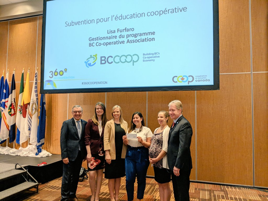 BC_Coop's tweet photo. So excited our own Lisa's proposal to support youth #cooperators won @CoopsCanada CEC $100,000 Project! CCIF Christina Baker and @CQCMCOOP Pierre-Anne Turmel also proposed excellent youth initiatives - we look forward to seeing where they go in the future #coops #360cooperation https://t.co/13ylsQyjym