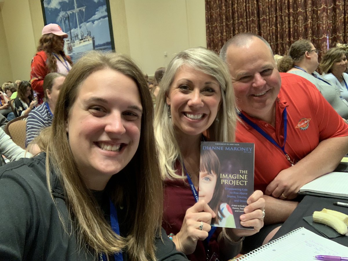 corimcrae's tweet image. Another day of learning for these @Holton492 teachers!  Ready to learn from @diannemaroney and the Imagine Project!

I’m feeling a 6th Grade writing activity coming up!!!!
#TISC2019  #TISCspring2019  

@davidbrown7469