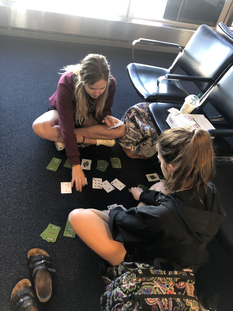 Thanks <a href="/BoxstormApp/">Boxstorm</a> these cards from #SNH19 came in handy at the airport today
