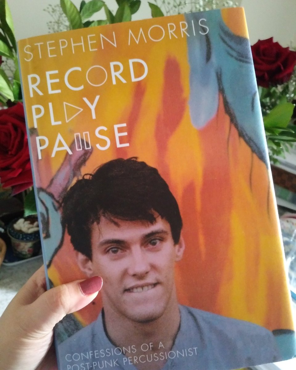 amelia_net's tweet photo. Finally got my copy of @stephenpdmorris book, thanks to @fatimayk84 #stephenmorris #recordplaypause #neworder https://t.co/vbcwUjtg1K