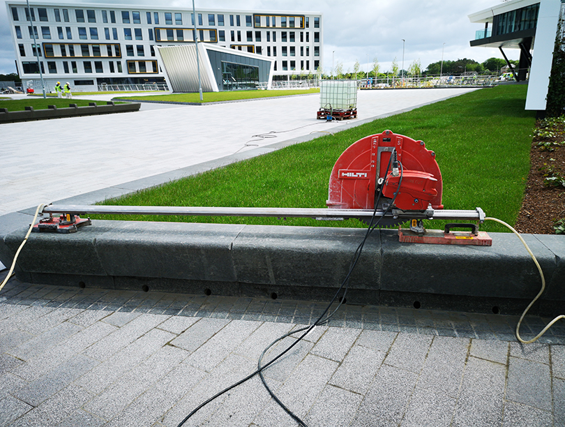 Corecut78's tweet photo. Corecut provide simple solution to a complex problem to use vacuum pads to negate the need to drill holes to install anchors in a finished wall at the @AECC_Aberdeen . This allowed the use of our small T5 wall saw to complete the project. #AECC #WallSawing #problemsolving https://t.co/d7gJm4ErQ8