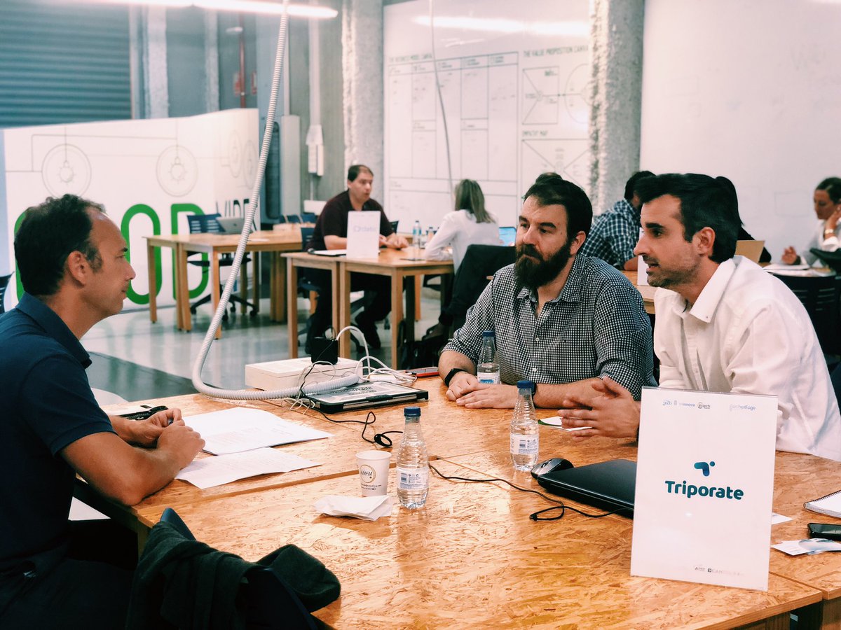 ¡Arranca el II #ArchipelagoChallenge en #Tenerife! Las 8 #startups finalistas defienden sus proyectos para convertirse en ganadores de hasta 100.000€ de inversión. ¡Ánimo a todos! 👏🏻💪🏼