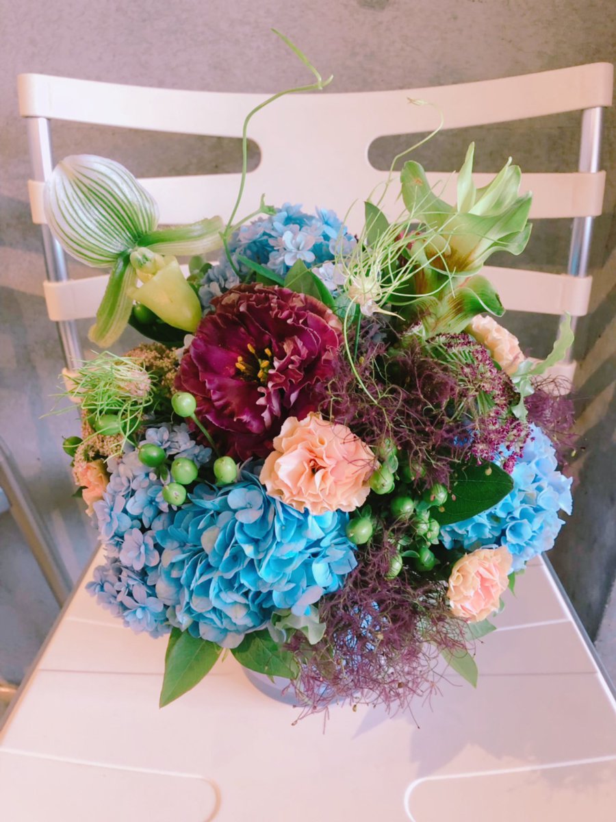 Syria على تويتر アジサイを使ったアレンジメント アジサイ 紫陽花 Flowerarrangement フラワーアレンジメント Cvetochnayakompoziciya Flower Fleur Syria على تويتر アジサイを使ったアレンジメント アジサイ 紫陽花 Flowerarrangement フラワーアレンジメント Cvetochnayakompoziciya Flower Fleur