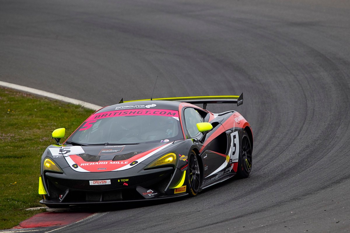 Prosource_IT's tweet image. prosource.it is a proud partner of McLaren and supports and sponsors the McLaren Driver Development Programme. This weekend marks the 6th round of the British GT Championship 2019, where the four McLaren development drivers will be racing @DoningtonParkUK .