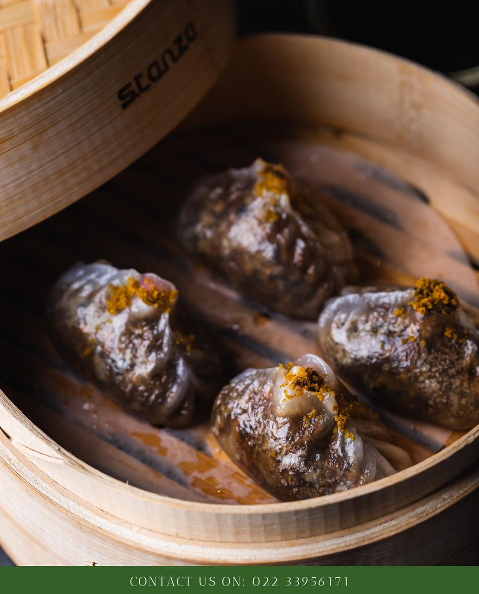 pohindia's tweet photo. Mushroom lovers! Say 👋 to our seasonal soy braised mushroom dumplings, served with spicy curry powder.

Contact us on: 022 33956171 for reservations.

#POHIndia #Dumplings https://t.co/BDLGPUrAvf