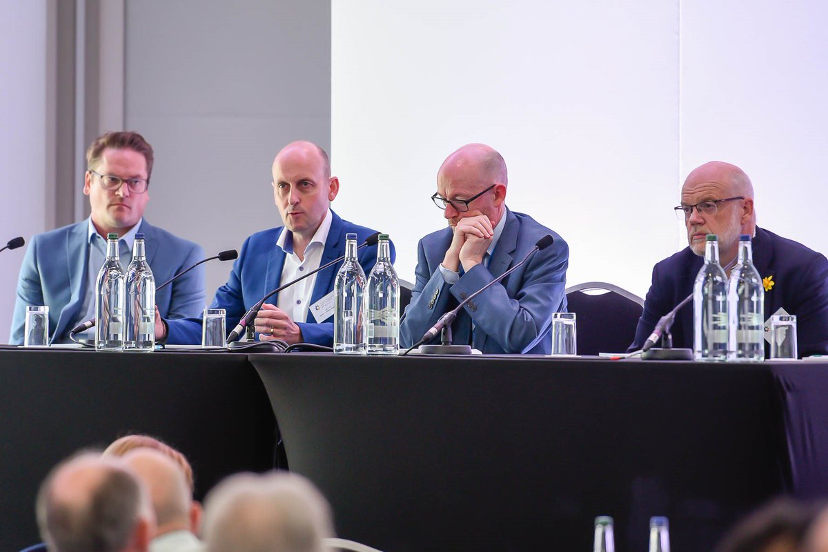 ABPI_UK's tweet photo. There is a brilliant opportunity for the medicines manufacturing industry partnership to help elevate the skill base in our workforce. One conclusion from our panel - Patrick Hyett @GSK Dave Tudor @ukCPI Bob Docherty @Pfizer_UK and Andy Jones @UKRI_News #MMIP2019 https://t.co/7T8aTr2Zoy