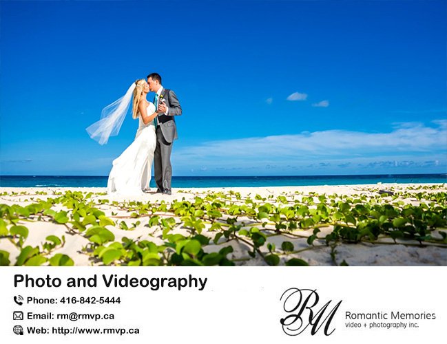 rmvp09706's tweet photo. Hire our professional and well trained photographers for any type of photo and videography services near Toronto. Contact Us - https://t.co/16mYwBeAud https://t.co/sehkpQgFmx