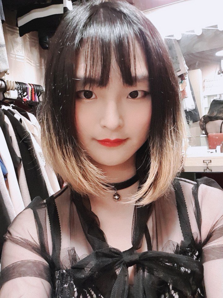 막내 아로입니다~
잘 부탁드려요^~^
#신촌허브