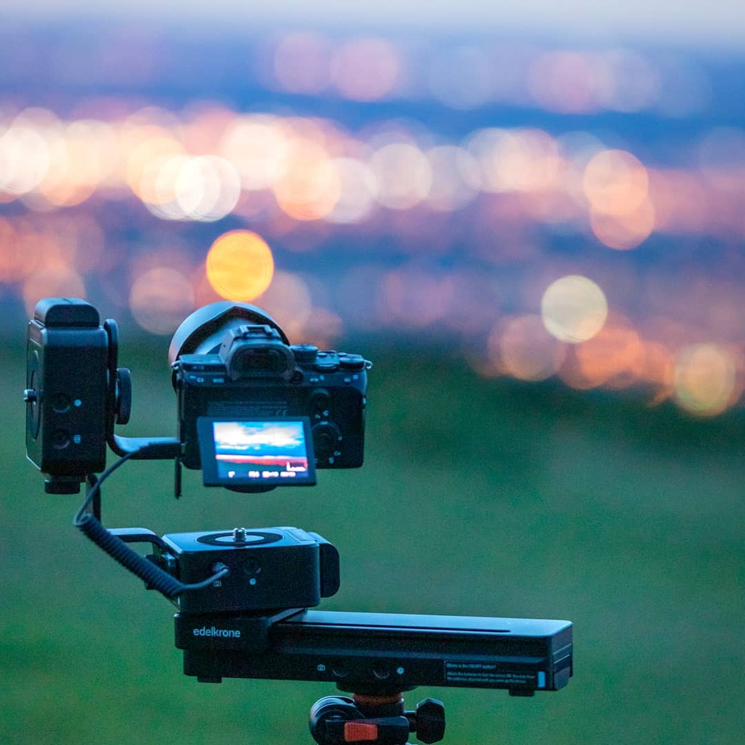 edelkrone's tweet image. #edelkrone around the world 🗺 (via Absolute Visuals Ireland)  
Learn more about #SliderONE &amp;amp; #HeadONE &amp;amp; #TiltKit ➡️edel.kr/iB