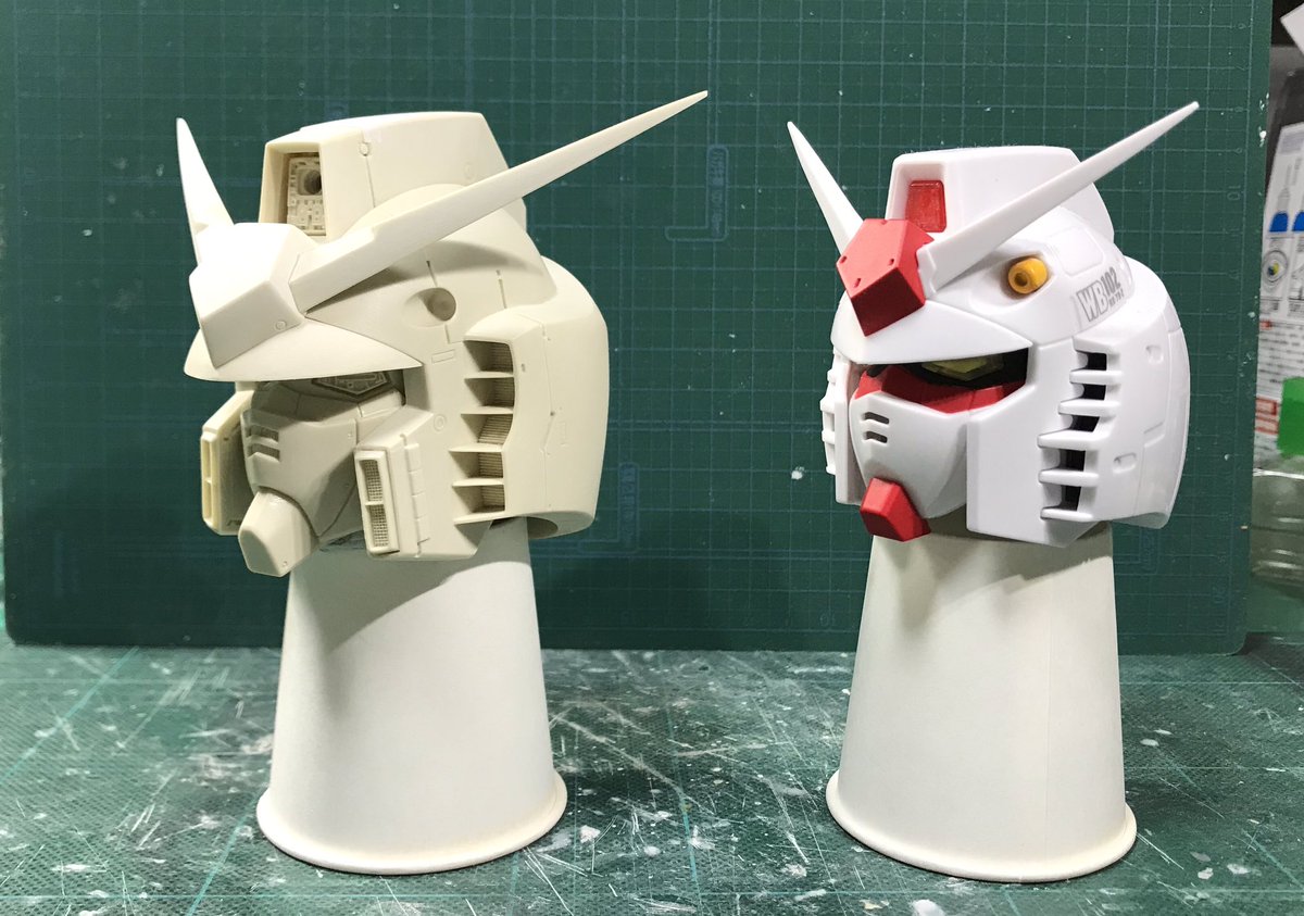 小林disk On Twitter 1 35ガンダム 頭部の軸打ち組み立てを行いました 比較はサイズも近いエクシードモデルガンダムヘッド 個人の好みもあると思うんですけど V Er Ka 圧倒的にカッコいいですね