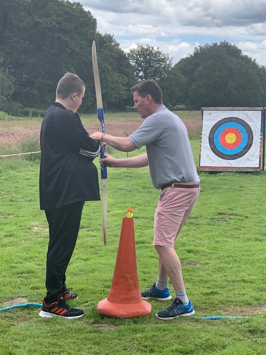 PritchardSuzi's tweet photo. ⁦⁦@LivabilityUK⁩ Nash College students enjoying the archery 🏹 @Natspec ⁦@AoC_Sport⁩ ⁦@youngepilepsy⁩ https://t.co/3NXyGYi755