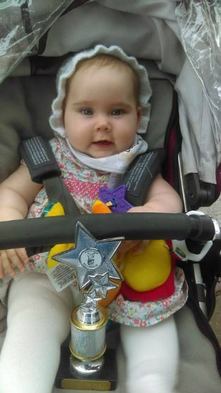 OldeEire's tweet image. A gofundme has been set up to help my little niece Chloe Jenkins who is battling neuroblastoma cancer. All donations and RT's appreciated. #cancer #Ireland 
gofundme.com/fundriaser-for…