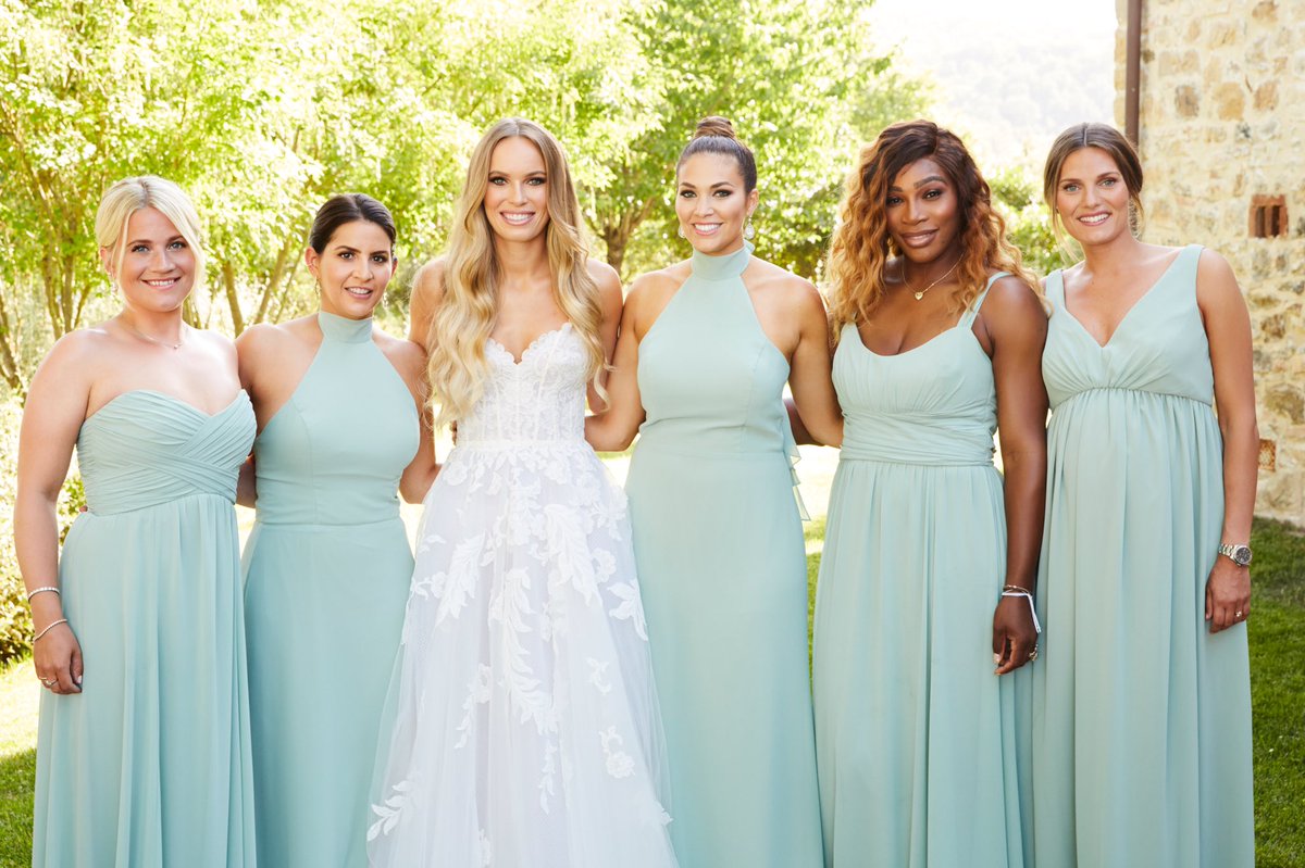 CaroWozniacki's tweet photo. So thankful to have these incredible women in my life! They have been with me thru life and I am so excited to see where the next adventures takes us! ❤️ #bridesmaids 
📸 @PaulWhitePhoto https://t.co/YrqOiTdl85