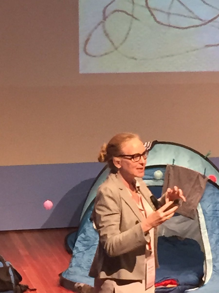 henkhadders's tweet photo. .@NoraBateson in action at #reporting3: part 1 https://t.co/cicGijymBp