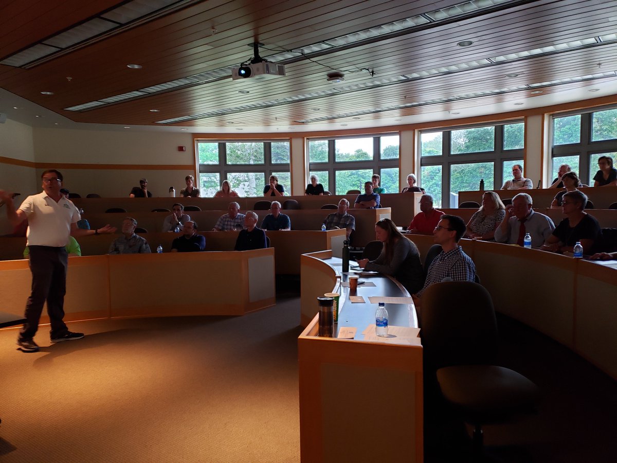 CulverSus's tweet photo. Awesome turnout for first @Solarize Marshall County Workshop.  Thanks to @usdaRD , @athada, and the indomitable Leah Thill of MACOG for their leadership and excellent presentations. https://t.co/u1EUX34NS6