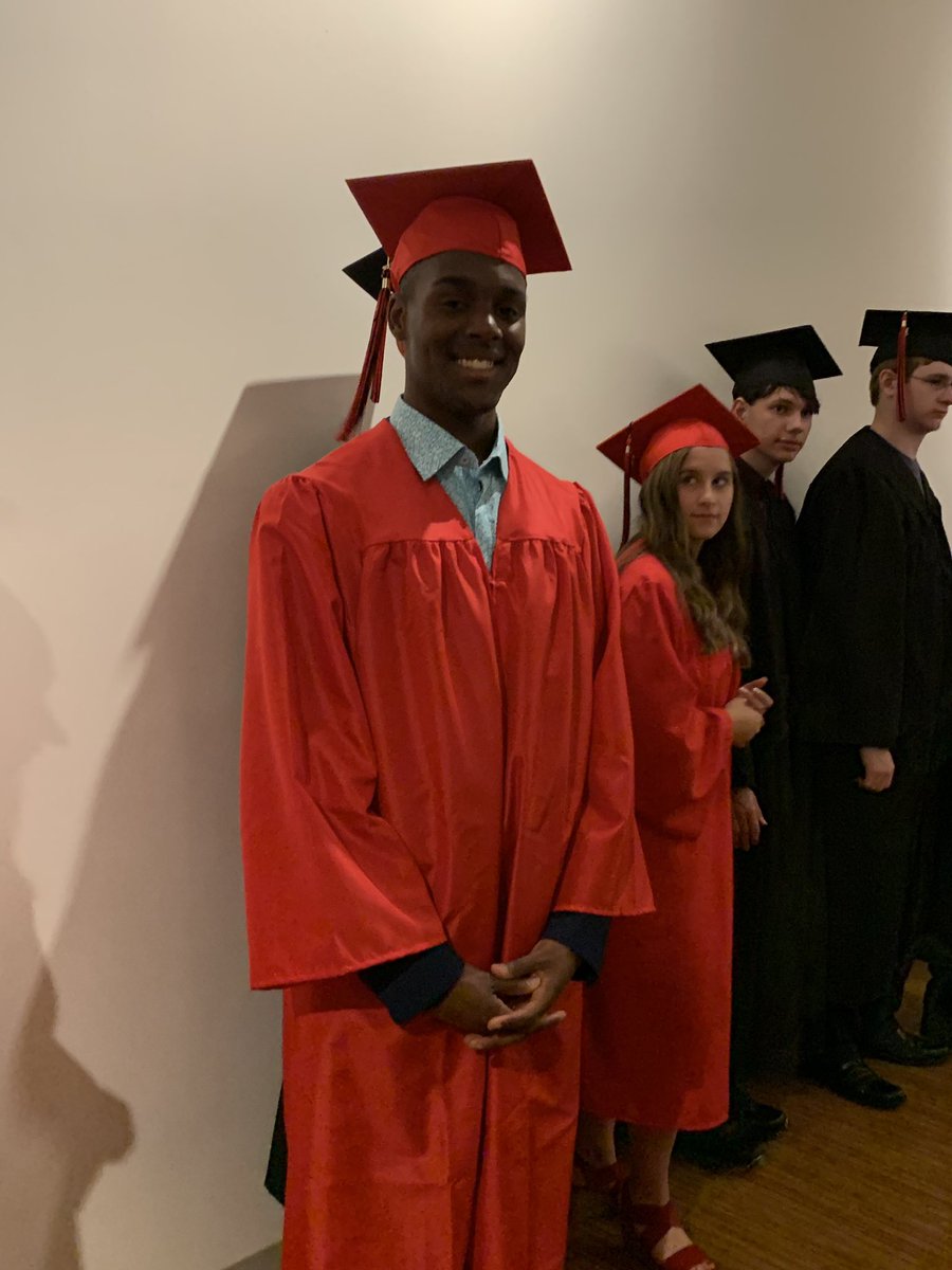 eosmithdeca's tweet photo. Dream Big—your future looks bright!🎉 https://t.co/Eny6XnxNnb