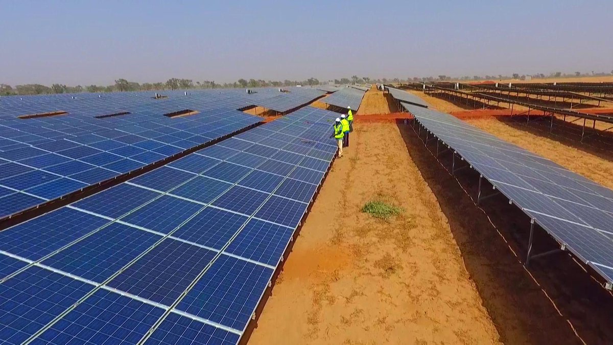 BOAD_official's tweet photo. Le CA a approuvĂ© la mise en place dâune ligne de crĂ©dit de la Banque mondiale et de gestion dâune subvention de « Clean Technology Fund (CTF) » dans le cadre du refinancement du projet dâĂ©lectrification par des systĂšmes solaires isolĂ©s en Afrique de lâouest et du centre: #ROGEP https://t.co/HplT71eiMj